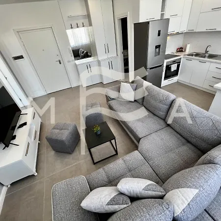 Florida,519 Apartment Durres