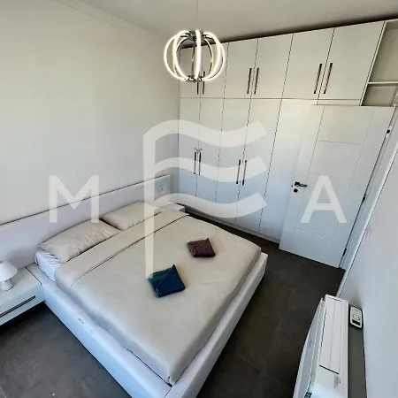 Florida,519 Apartment *